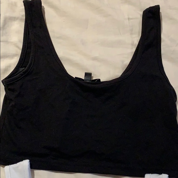 Black & White Crop Tops (2 for $15, 1 for $9) - Picture 2 of 3